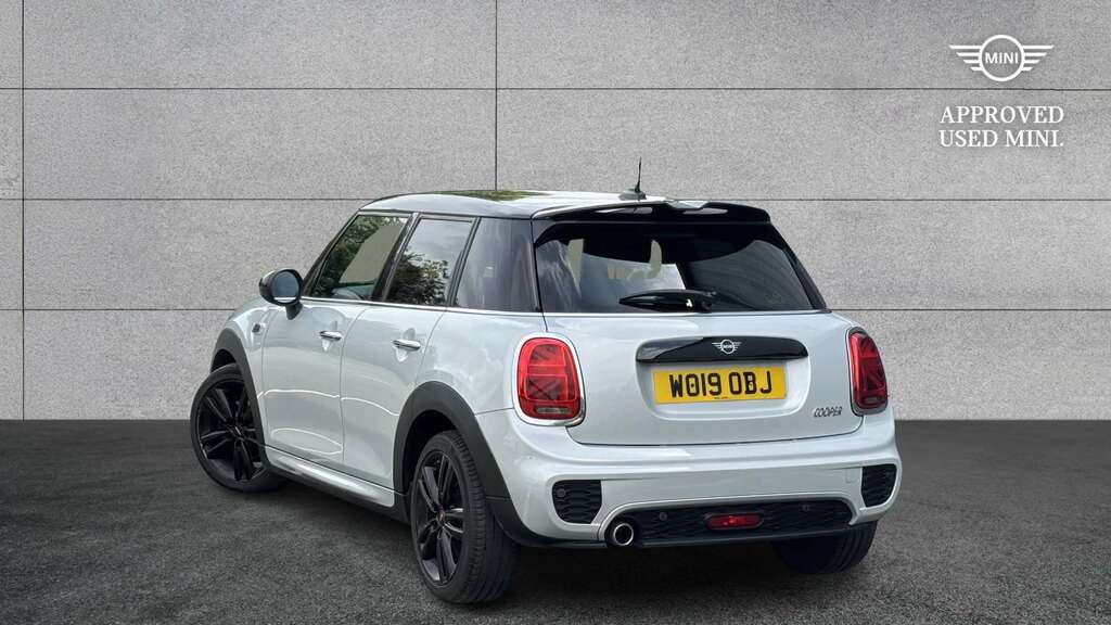 Mini Hatch Cooper 1.5 Sport II 7Spd 136Ps Nav Pack Grey #2