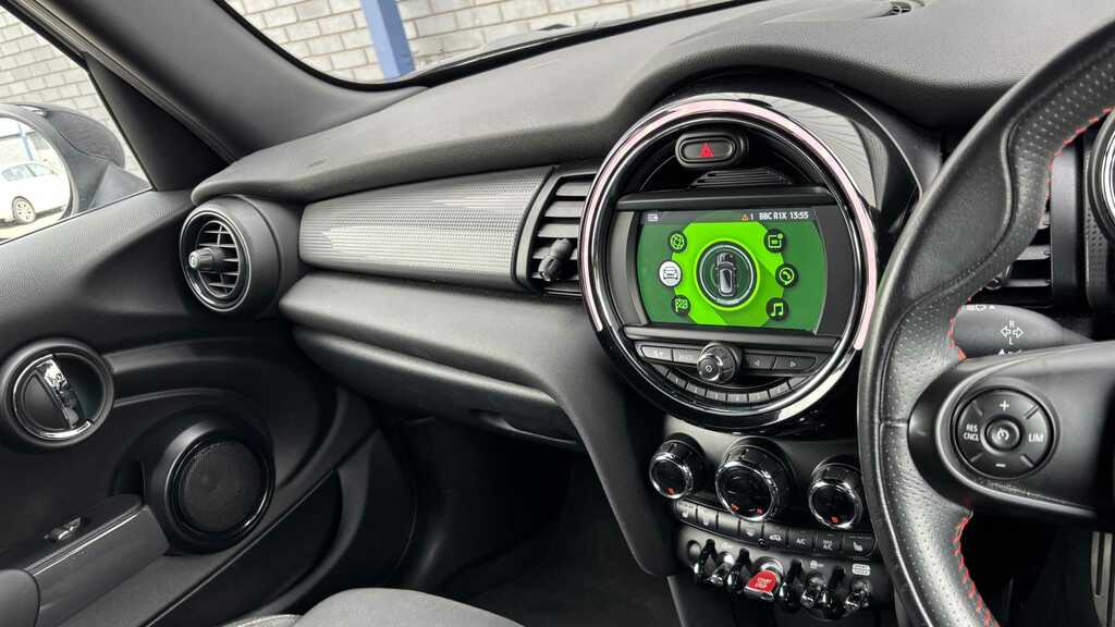 Mini Hatch Cooper 1.5 Sport II 7Spd 136Ps Nav Pack Grey #19