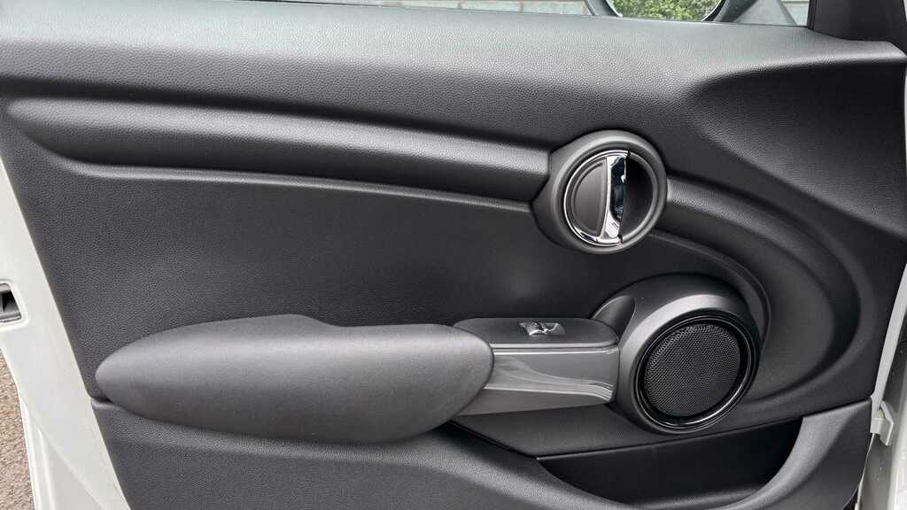 Mini Hatch Cooper 1.5 Sport II 7Spd 136Ps Nav Pack Grey #21