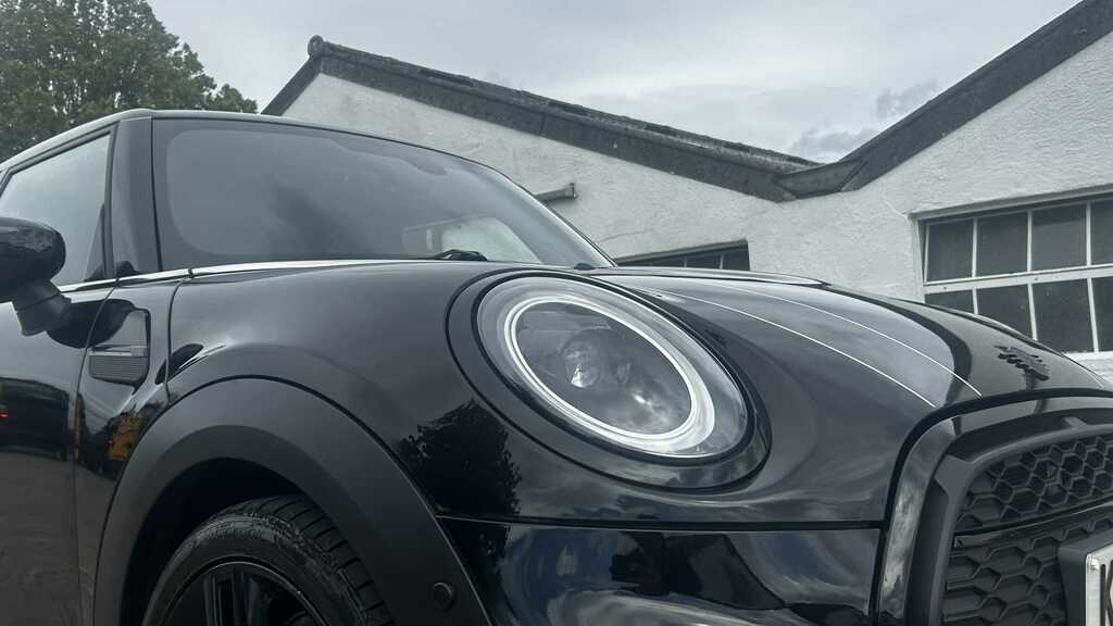 Mini Hatch 1.5 Cooper Sport 2021 AF71YTV Black #5