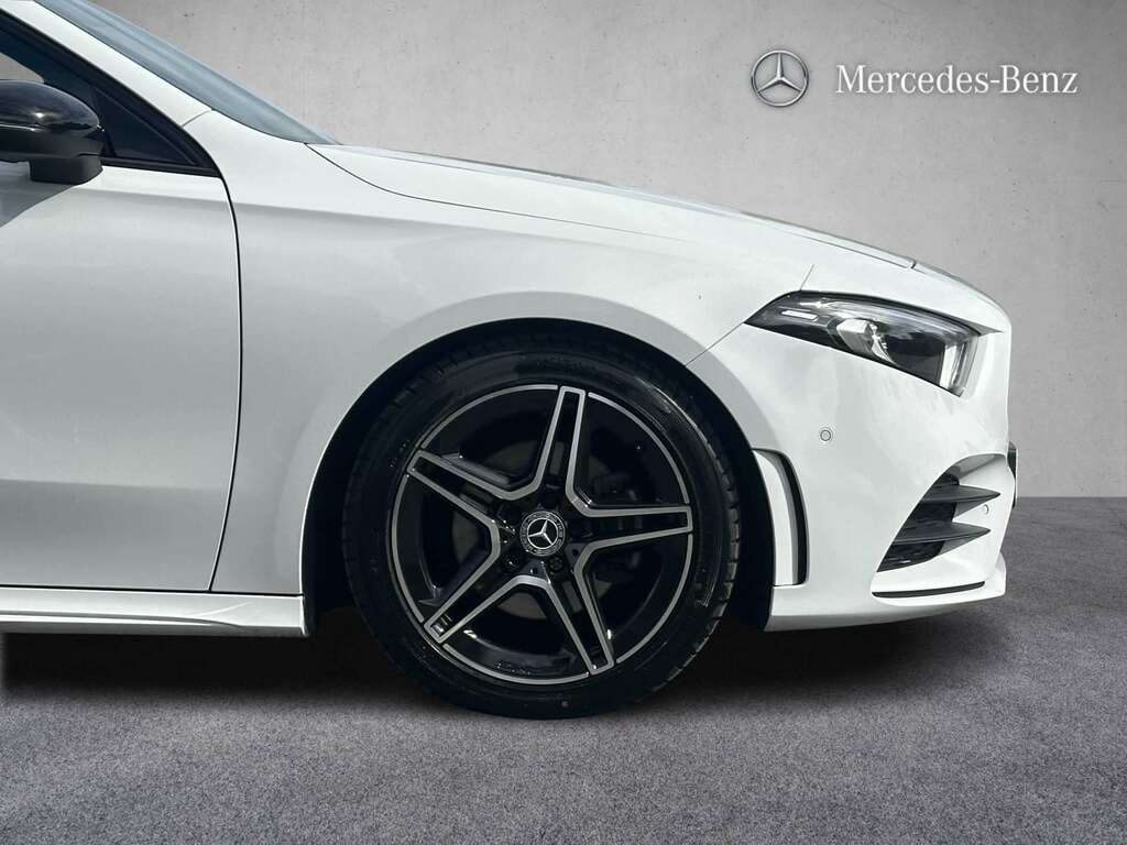 Mercedes-Benz A Class A200 Amg Line Executive 2023 KN23YRT White #3