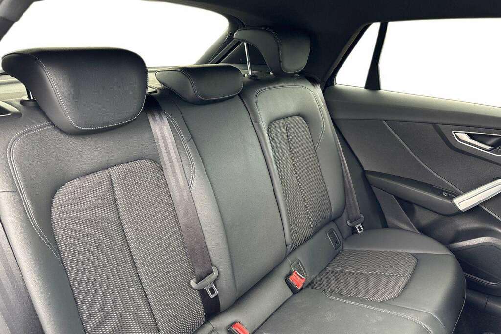 Audi Q2 35 Tfsi Sport S Tronic Grey #20