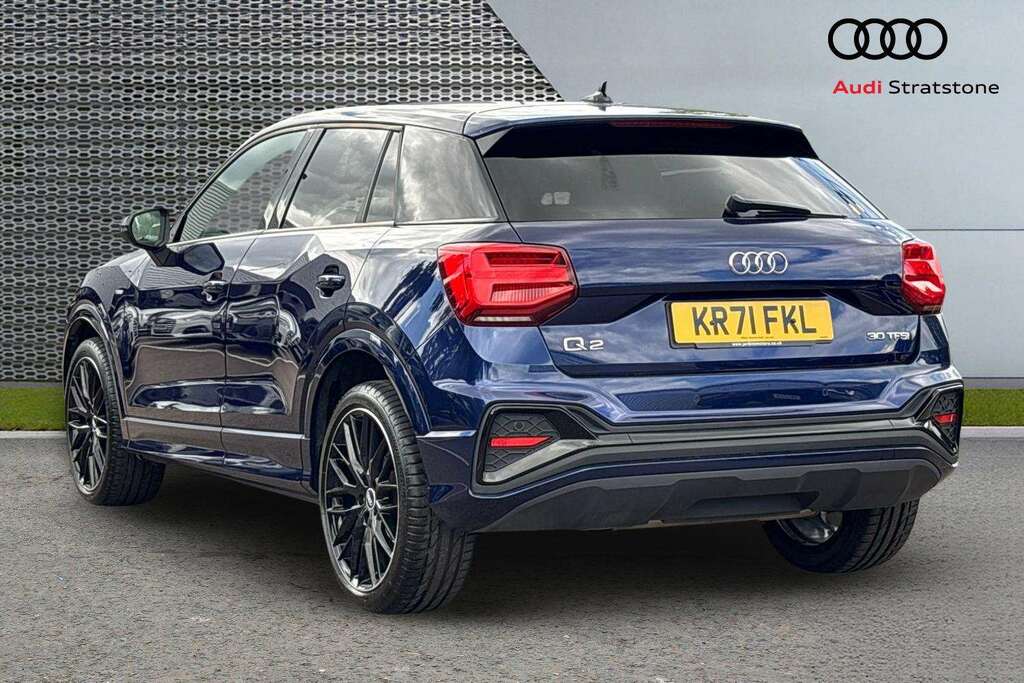 Audi Q2 30 Tfsi Black Edition 2021 Blue #2