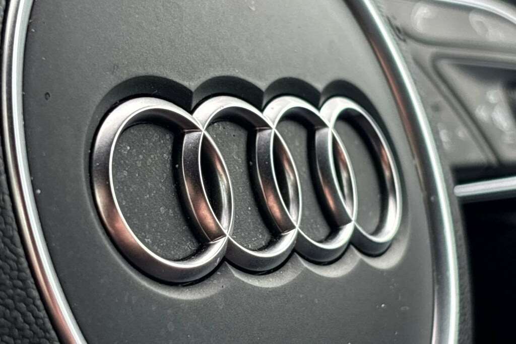 Audi Q2 35 Tfsi Sport S Tronic Grey #35