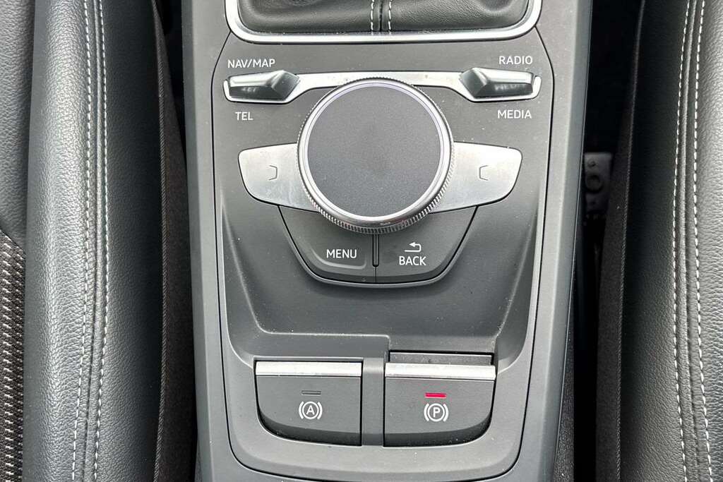 Audi Q2 35 Tfsi Sport S Tronic Grey #29
