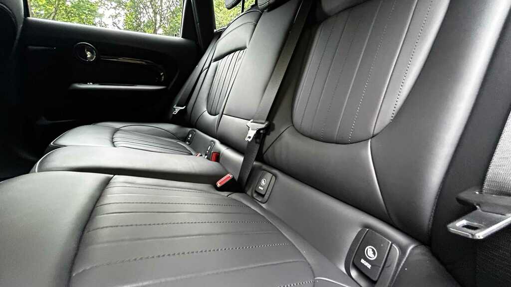Mini Clubman 1.5 Cooper Classic 6Dr Grey #16