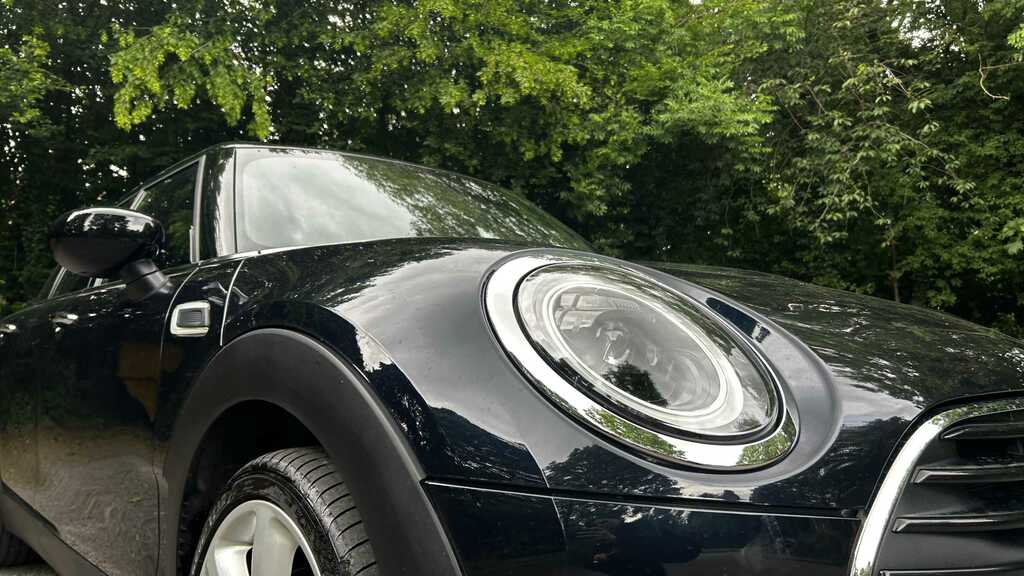 Mini Clubman 1.5 Cooper Exclusive Premium 6Dr 2022 Black #4