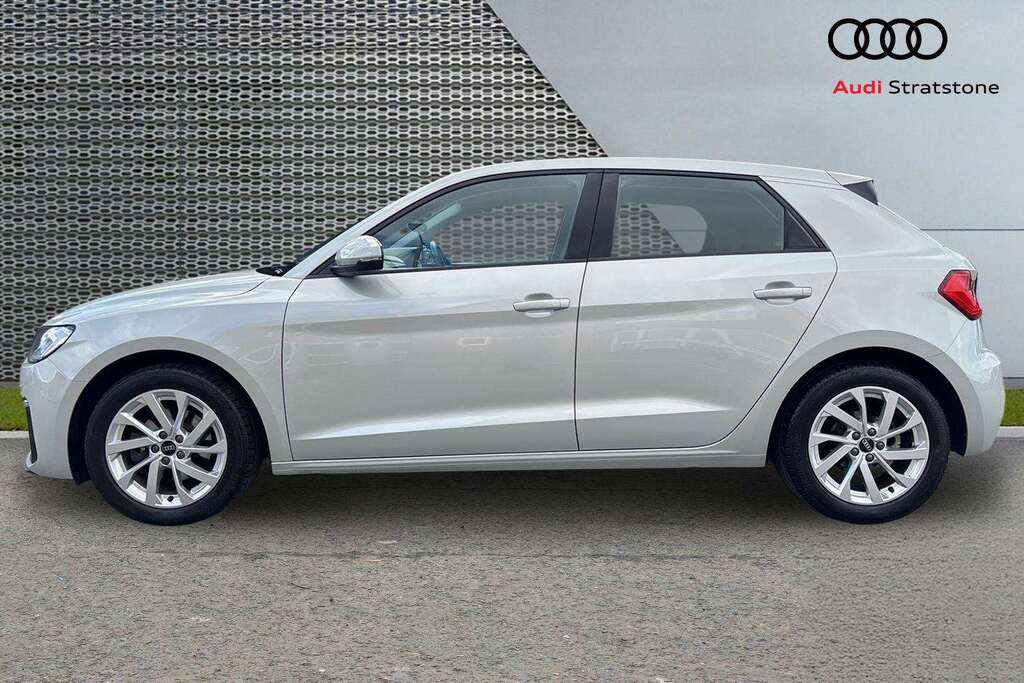 Audi A1 30 Tfsi 110 S Line  #7