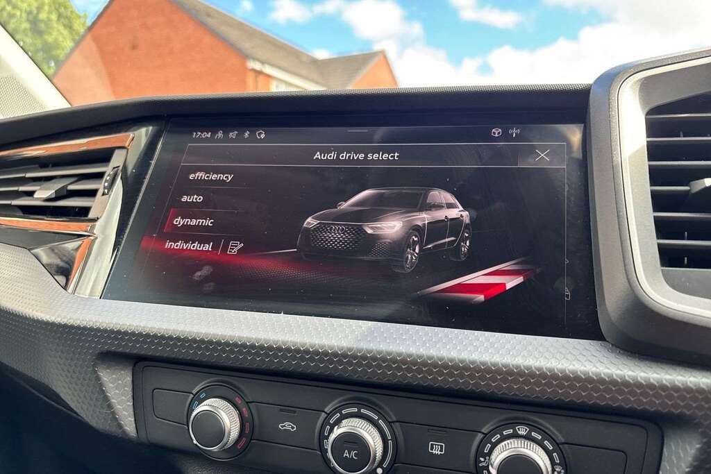 Audi A1 30 Tfsi 110 S Line  #28