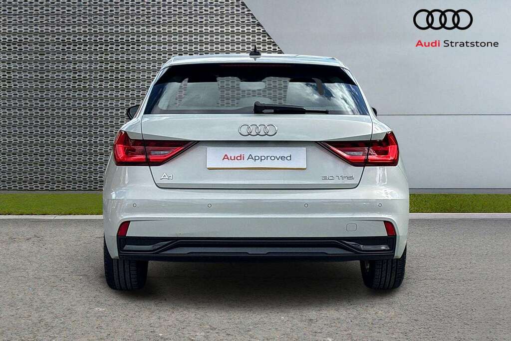 Audi A1 30 Tfsi 110 S Line  #6