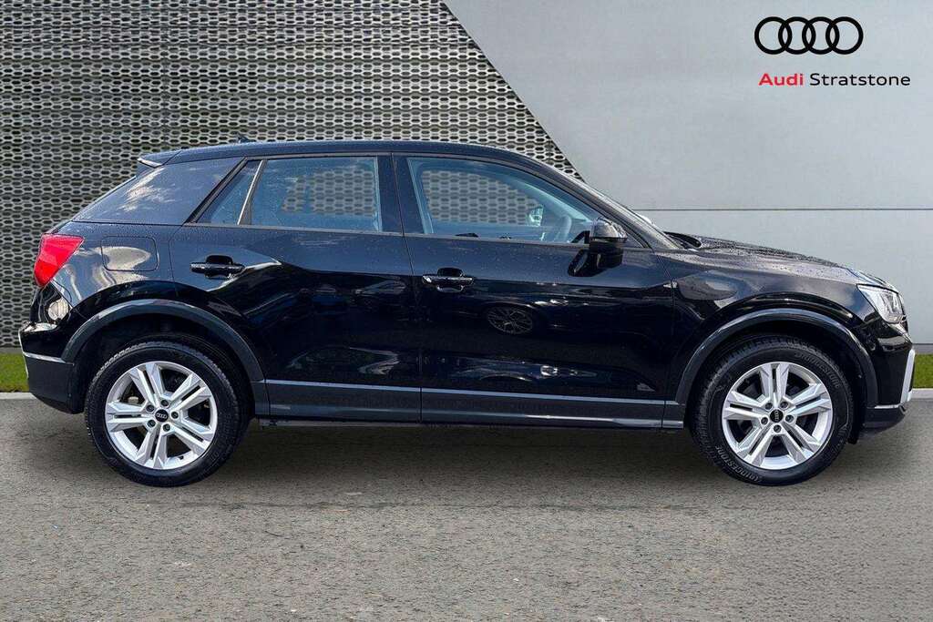 Audi Q2 35 Tfsi Sport 2023 LS23KSN Black #3