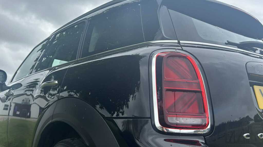 Mini Countryman 1.5 Cooper Classic Premium 2023 YL23FZF Black #6