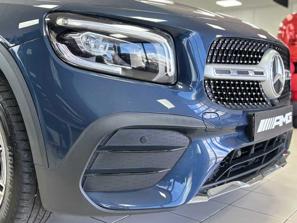 Mercedes-Benz GLB Class White #38