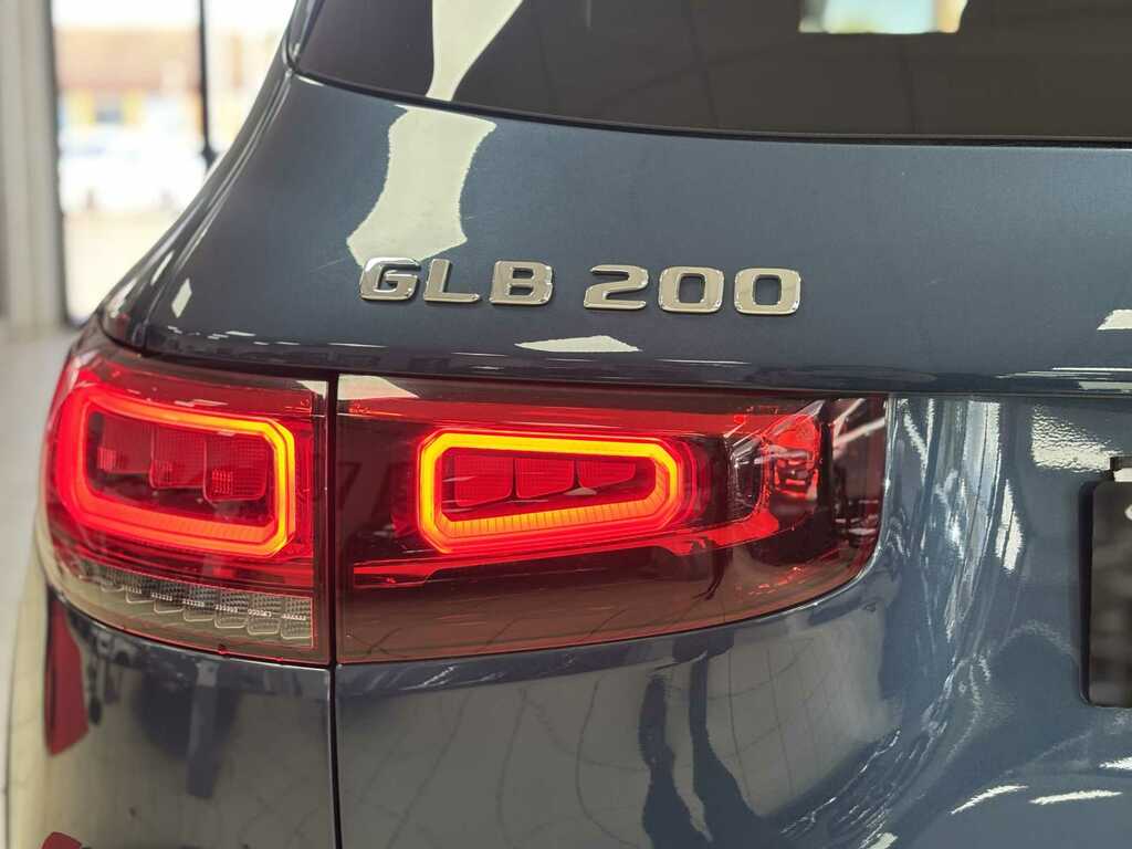 Mercedes-Benz GLB Class White #34