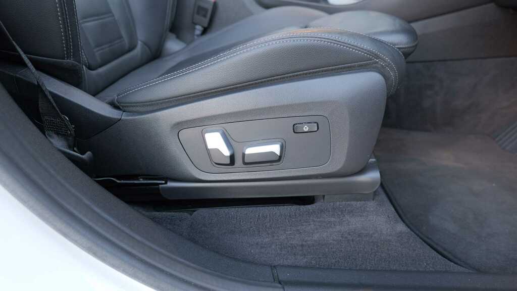 BMW iX3 80Kwh Premier Edition Black #29