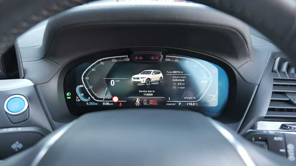 BMW iX3 80Kwh Premier Edition Black #8