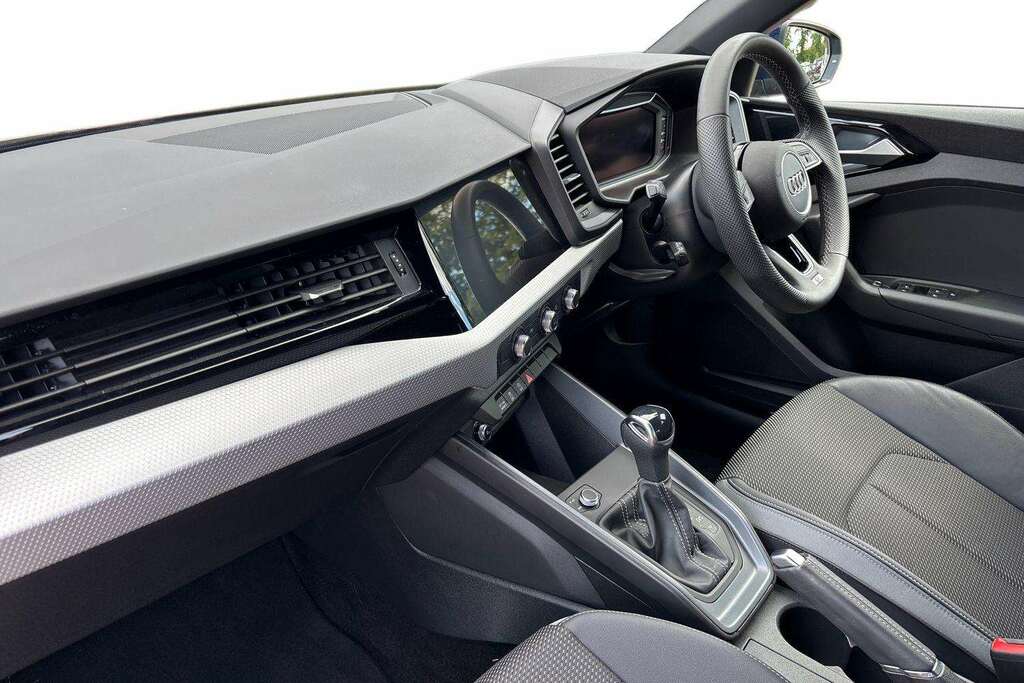 Audi A1 30 Tfsi S Line S Tronic 2024 LS74CUH Blue #2