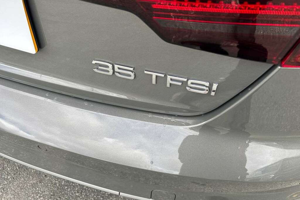 Audi A4 40 Tfsi 204 S Line S Tronic 2024 Black #12