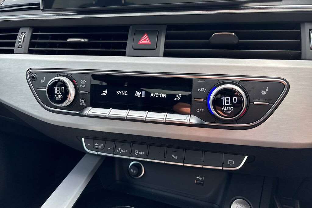 Audi A4 40 Tfsi 204 S Line S Tronic 2024 Black #33