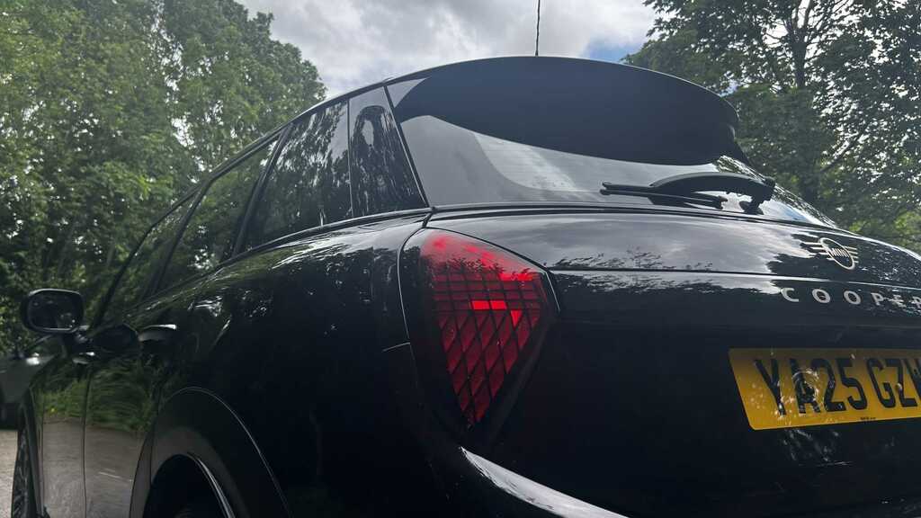 Mini Hatch 2.0 S Classic 2025 Black #5