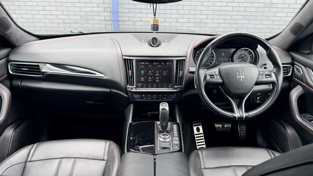 Maserati Levante V6 Gransport 2021 Grey #4