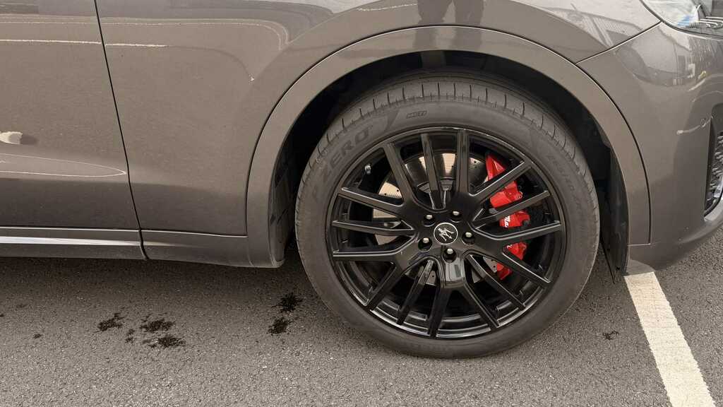 Maserati Levante V6d Gransport Black #17