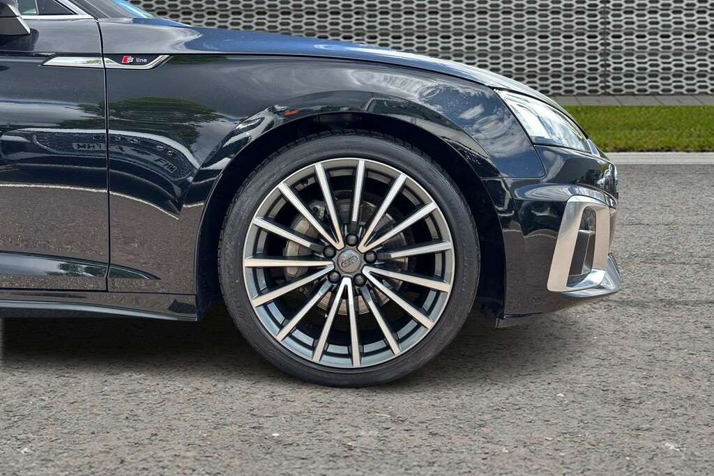 Audi A5 40 Tdi 204 Quattro S Line S Tronic 2022 Black #3