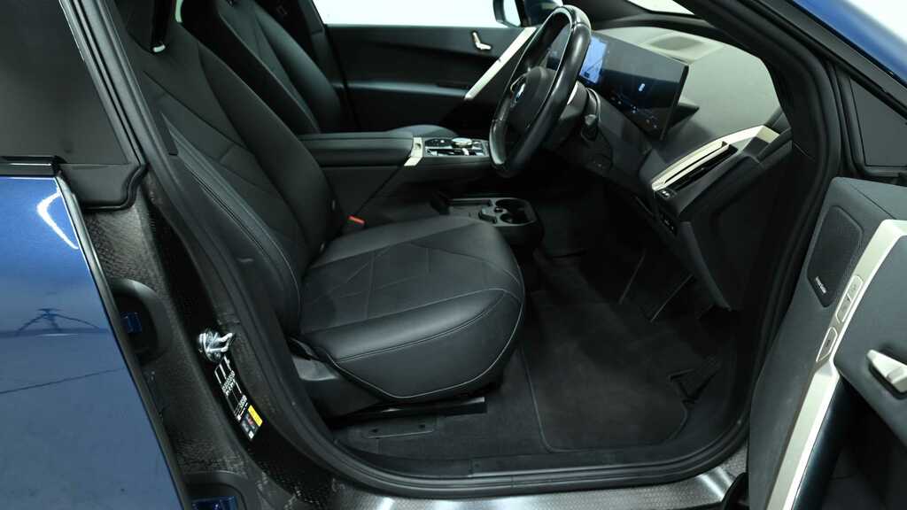 BMW iX 240Kw Xdrive40 M Sport 76.6Kwh 2022 Blue #3