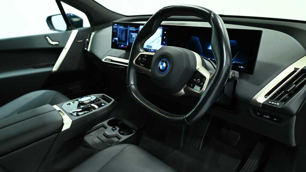 BMW iX 240Kw Xdrive40 M Sport 76.6Kwh 2022 LK72HPJ Blue #5