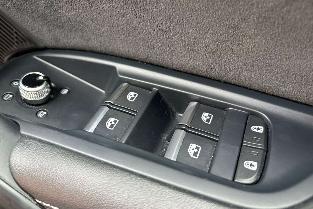 Audi Q5 40 Tdi Quattro S Line S Tronic Blue #13