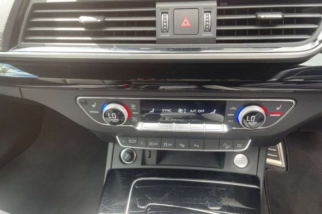Audi Q5 50 Tfsi E Quattro Black Edition S Tronic Blue #32