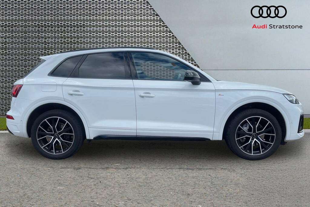 Audi Q5 45 Tfsi Quattro Black Edition S Tronic 2023 White #3
