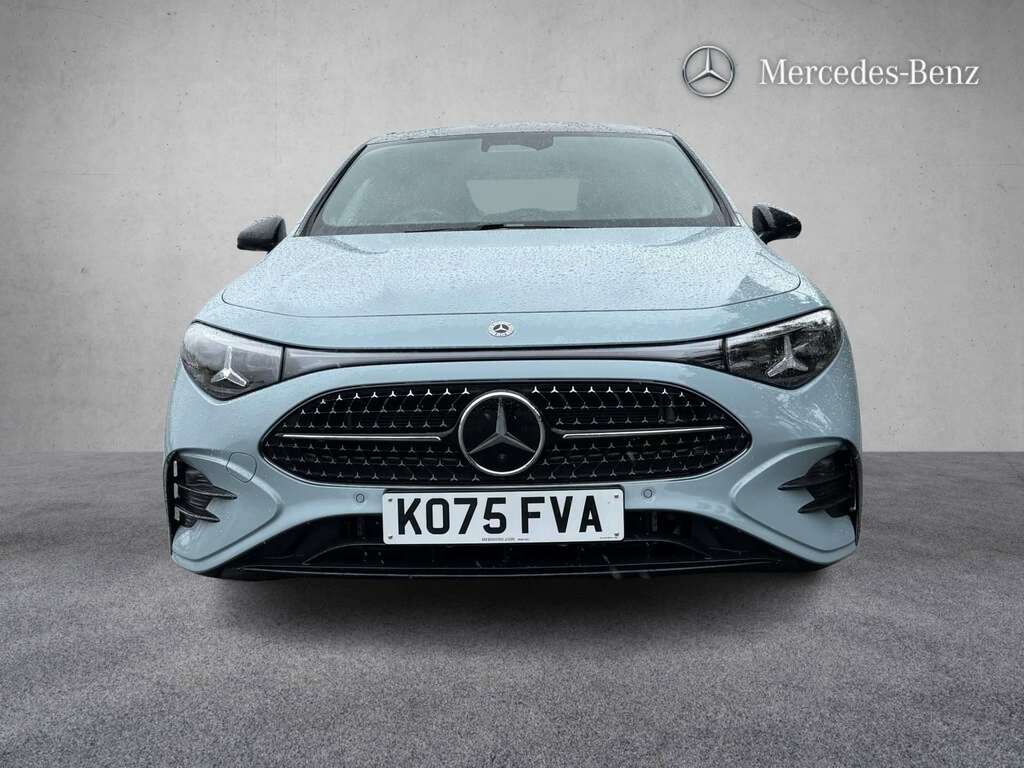 Mercedes-Benz CLA Class 220 4Matic Amg Line Premium Plus 2026 KO75FVA Green #4