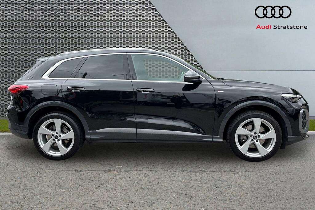 Audi Q5 2.0 Tfsi Quattro S Line S Tronic 2025 Black #4