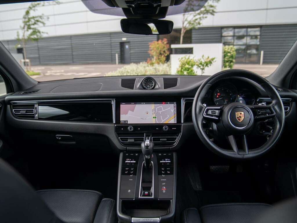Porsche Macan 2023 2023 Black #6