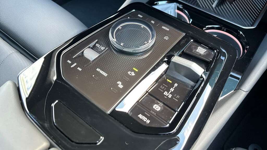 BMW 5 Series 520I M Sport Pro 2026 Grey #10