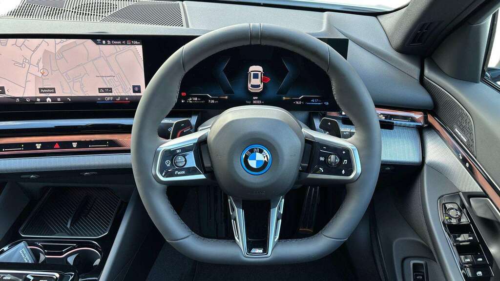 BMW 5 Series 530E M Sport 2026 White #5