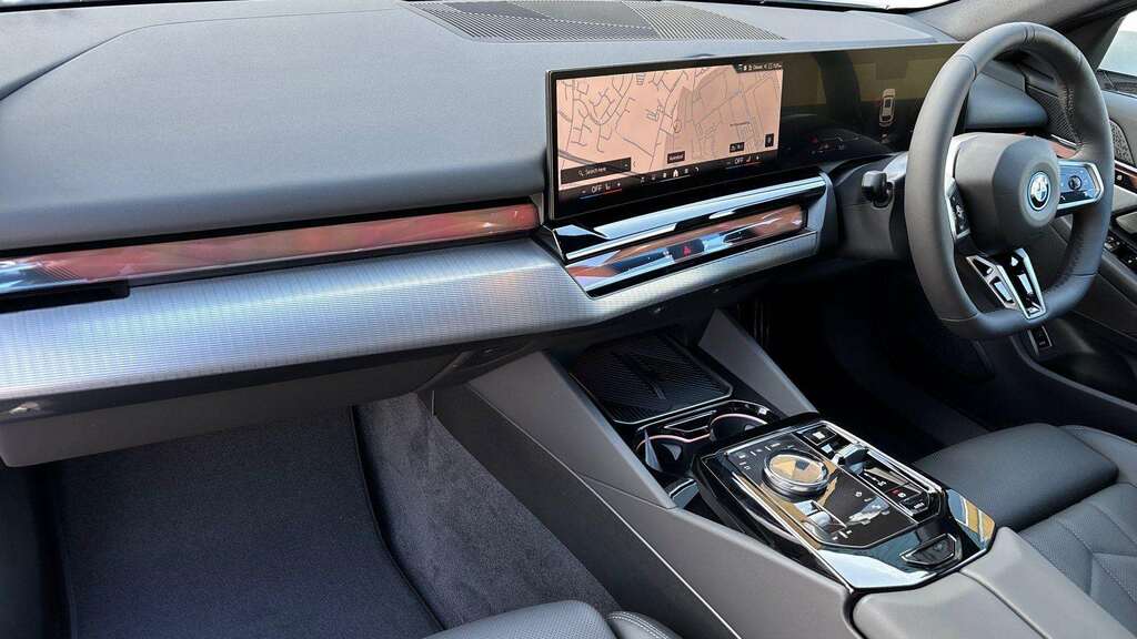 BMW 5 Series 520I M Sport Pro 2026 Grey #7