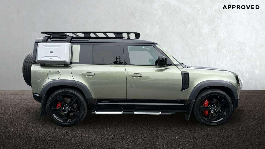 Land Rover Defender 110 2.0 P400e X 110 2023 GN23VWA Green #3
