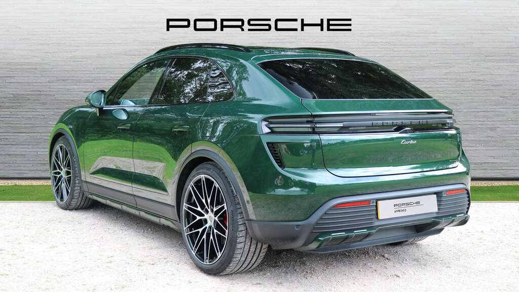 Porsche Macan Turbo 2025 2026 MX26YMR Green #3