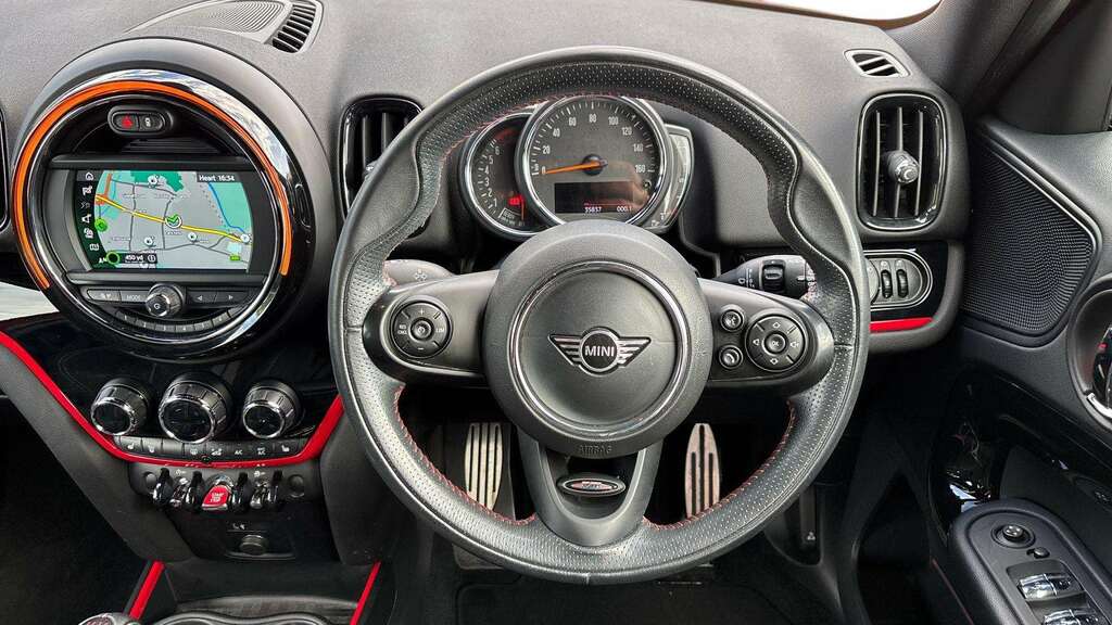 Mini Countryman 2.0 Cooper S Sport 2019 Red #4