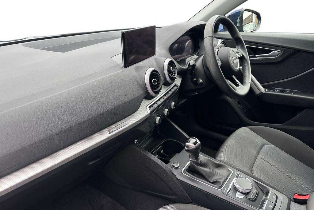 Audi Q2 30 Tfsi Sport 2023 Blue #2
