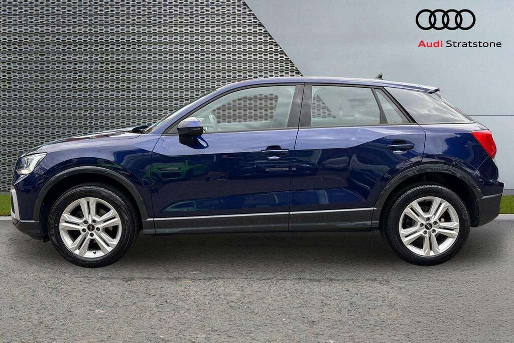 Audi Q2 30 Tfsi Sport 2023 Blue #5