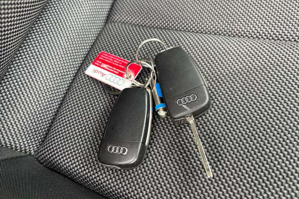 Audi Q2 1.5 Tfsi Cod 35 Sport Suv S Tronic S Red #15