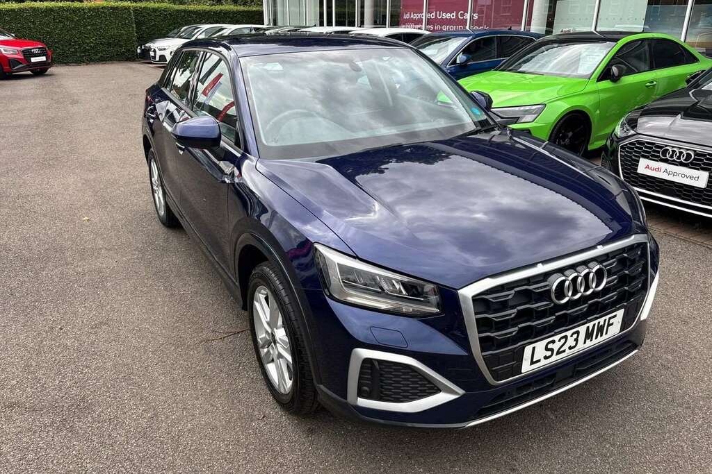 Audi Q2 1.5 Tfsi Cod 35 Sport Suv S Tronic S Red #25