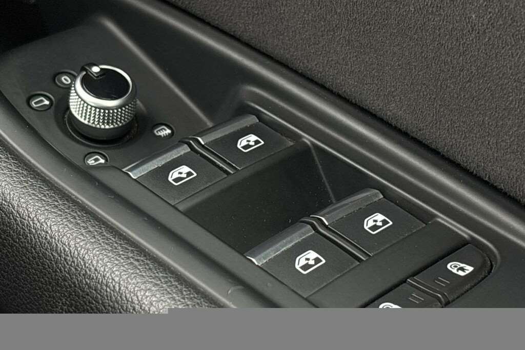 Audi A4 2.0 Tfsi 35 Black Edition Saloon S Tronic 150Ps Grey #9