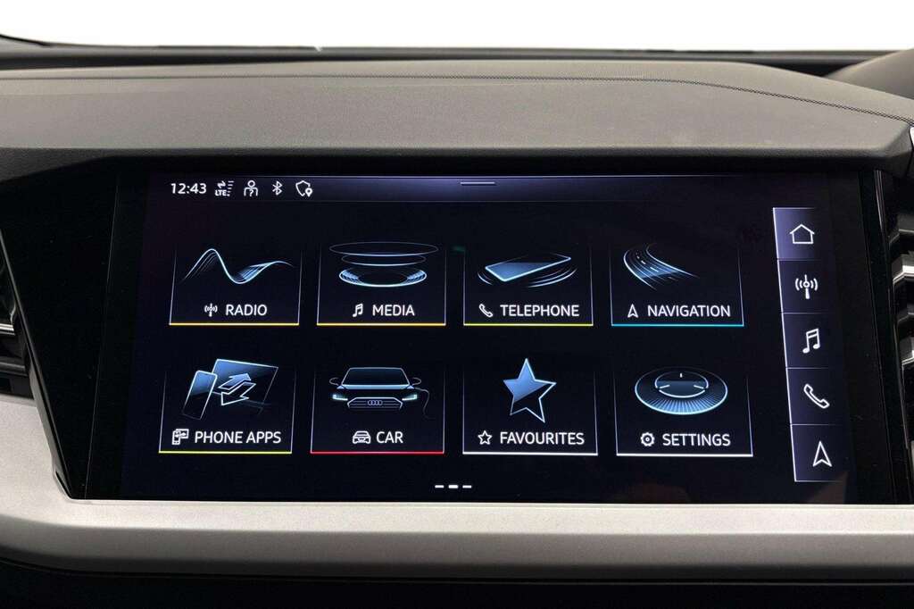 Audi Q4 E Tron 150Kw 40 82Kwh Sport Black #21