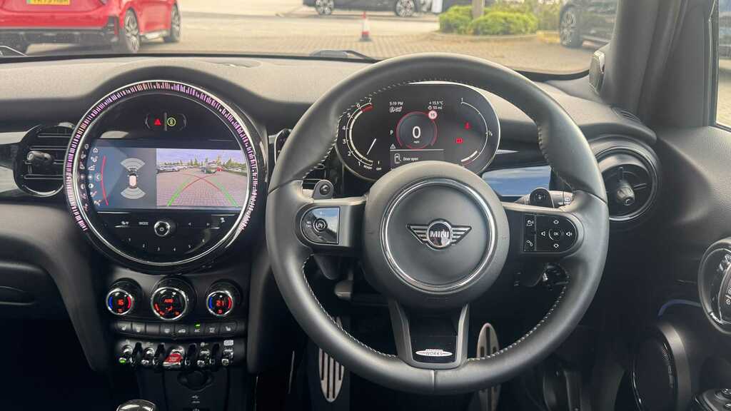 Mini Hatch Cooper Exclusive Black #2
