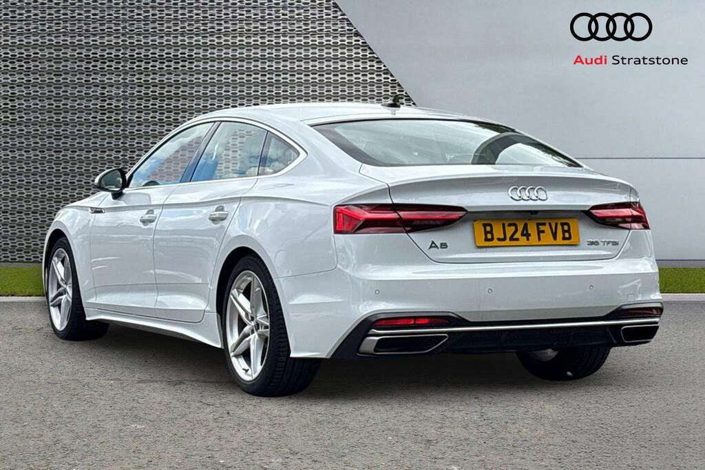 Audi A5 35 Tfsi Sport S Tronic 2024 White #2