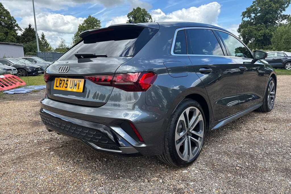 Audi A3 Sport Tfsi 116 Ps S Tronic Black #26